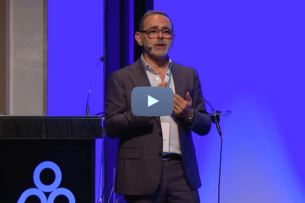 La première prémolaire maxillaire : un site implantaire facile ?