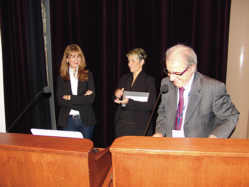 Sophia Aroca (à gauche)